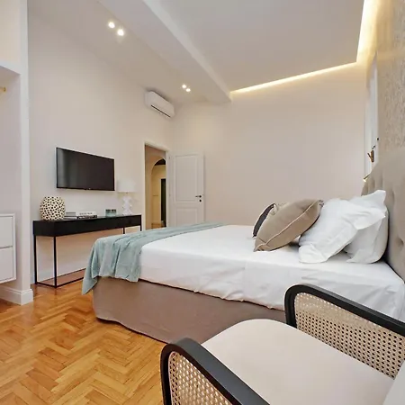 Ych-casa Bella- Luxury Near Piazza Venezia