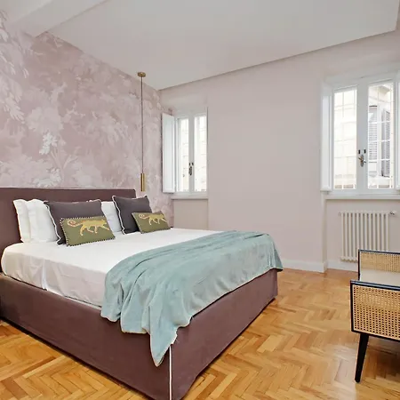 Ych-casa Bella- Luxury Near Piazza Venezia Rome