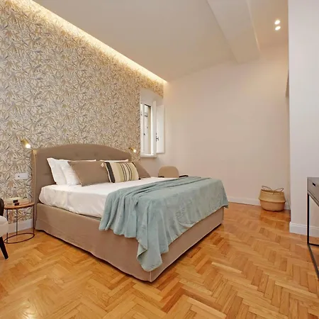 公寓 Ych-casa Bella- Luxury Near Piazza Venezia *